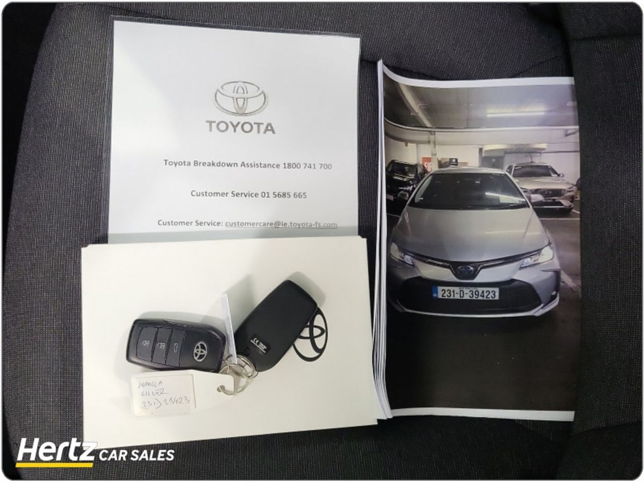 2023 Toyota Corolla LUNA SALOON 1.8 Petrol Automatic €21,995