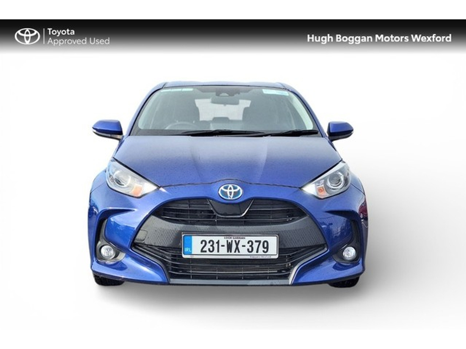 2023 Toyota Yaris HYBRID LUNA, VERY LOW MILEAGE! €23,995