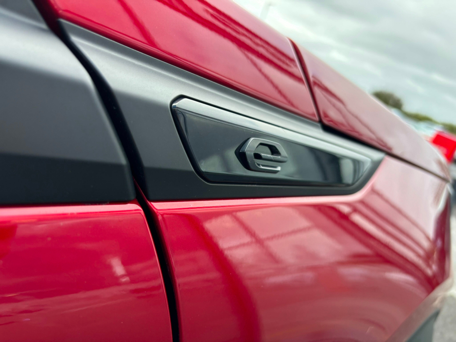 2021 Peugeot 2008 - image 34