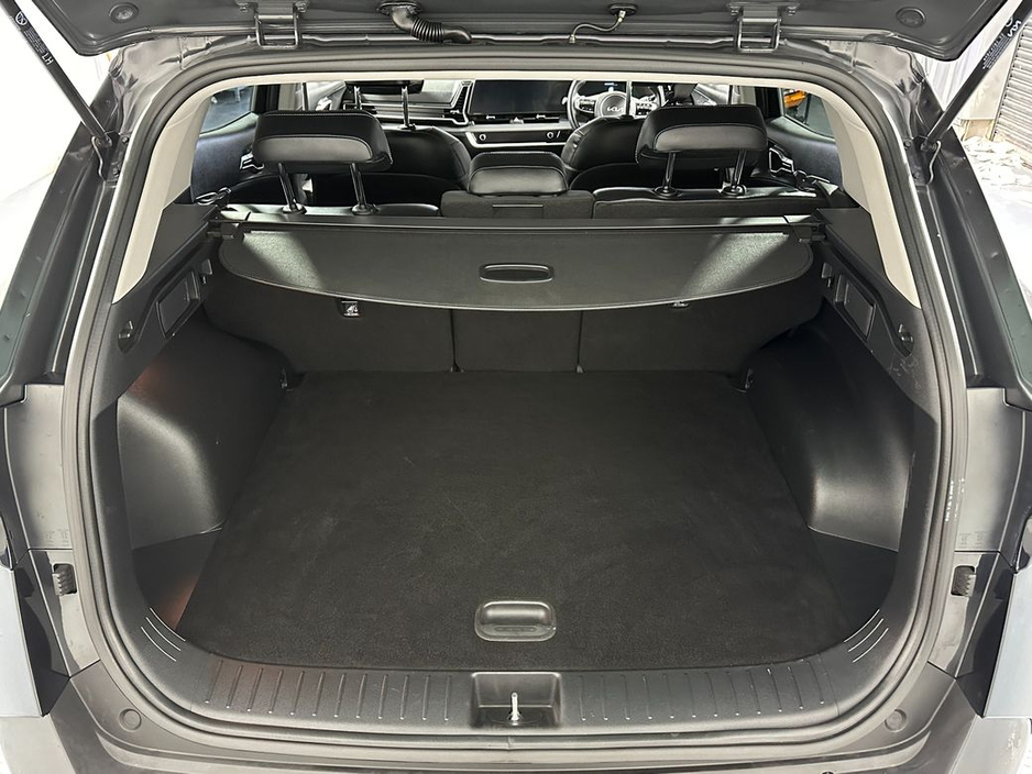 2022 Kia Sportage - image 27