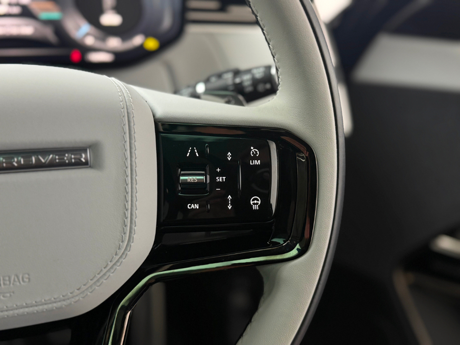 2024 Land Rover Range Rover Sport DYNAMIC P460E €112,990