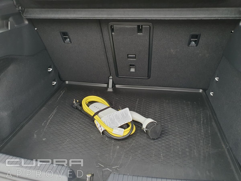 2025 Cupra Born - image 12