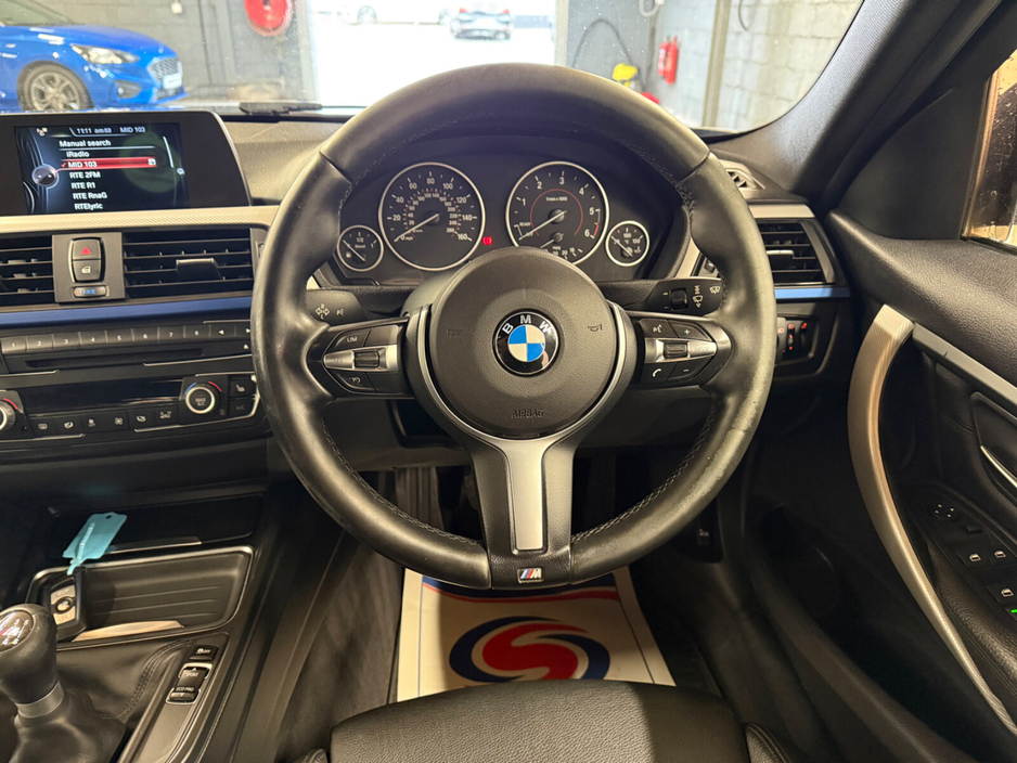 2014 BMW 3 Series - image 13