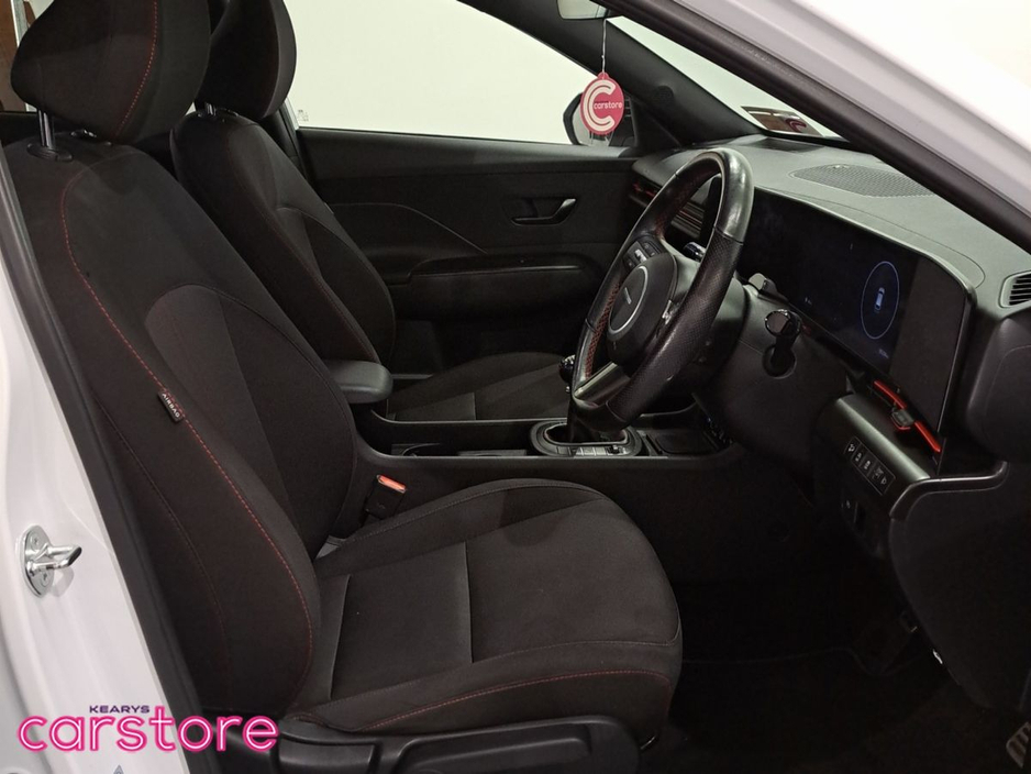 2023 Hyundai Kona - image 12