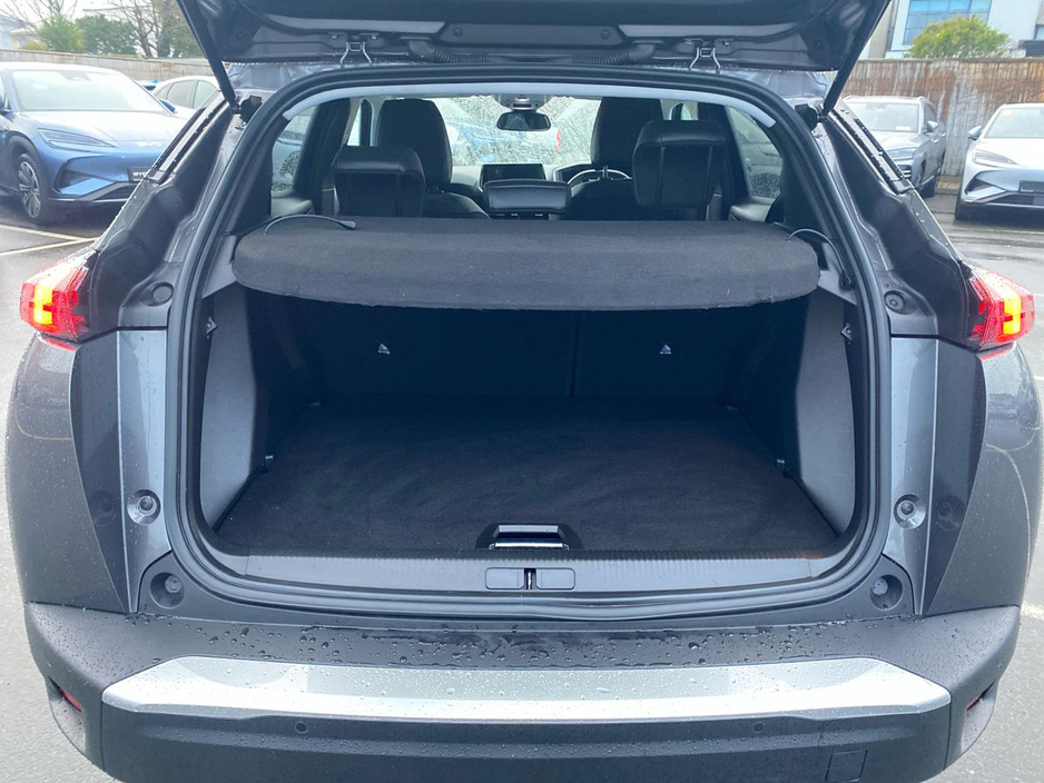 2022 Peugeot 2008 - image 21