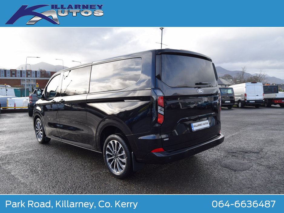 2026 Ford Tourneo Custom 2026 PHEV Tourneo Custom Limited 2.5 Auto