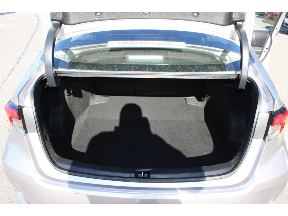 2021 Toyota Corolla - image 13