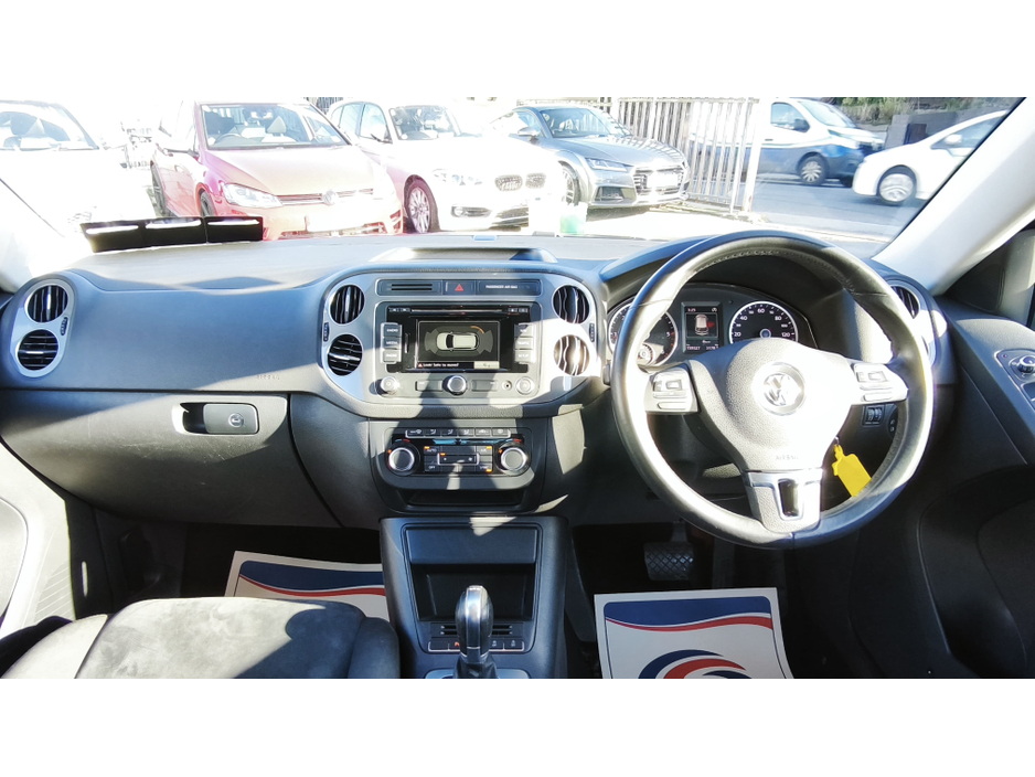 2015 Volkswagen Tiguan - image 20