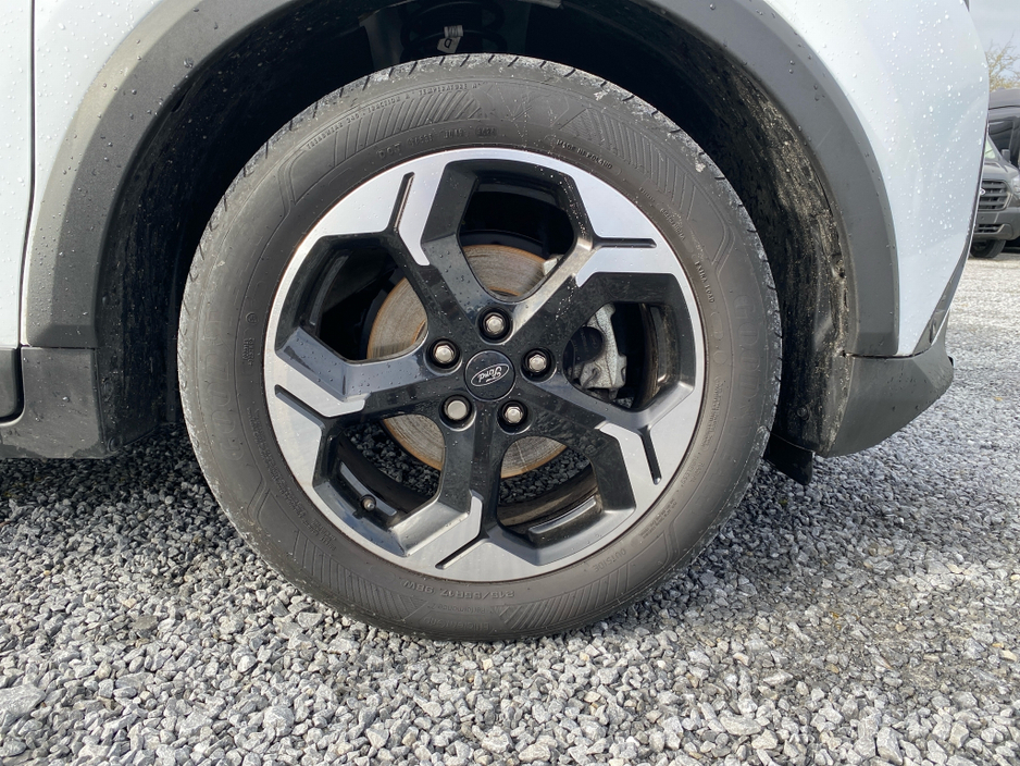 2025 Ford Courier Active 1.5 100BHP... Huge spec