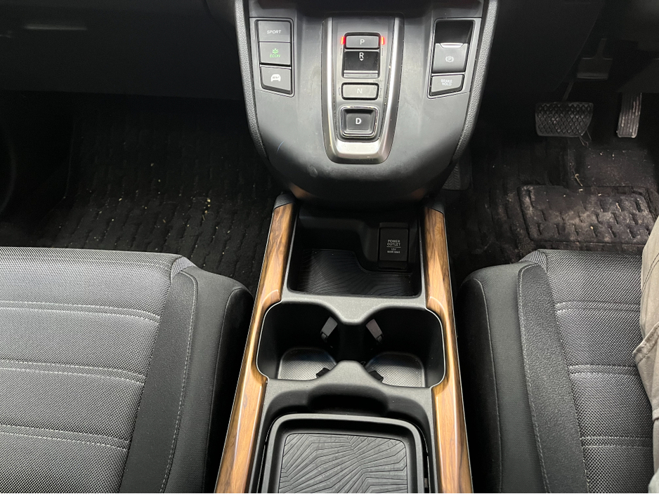 2019 Honda CR-V €26950 2019 HONDA CR-V EX HYBRID 2.0 AUTOMATIC / CRUISE CONTROL / REVERSE CAMERA / ELECTRIC MEMORY & HEATED SEATS €26,950