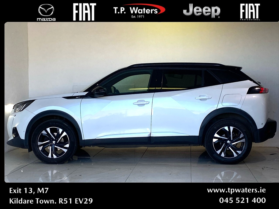 2021 Peugeot 2008 - image 5