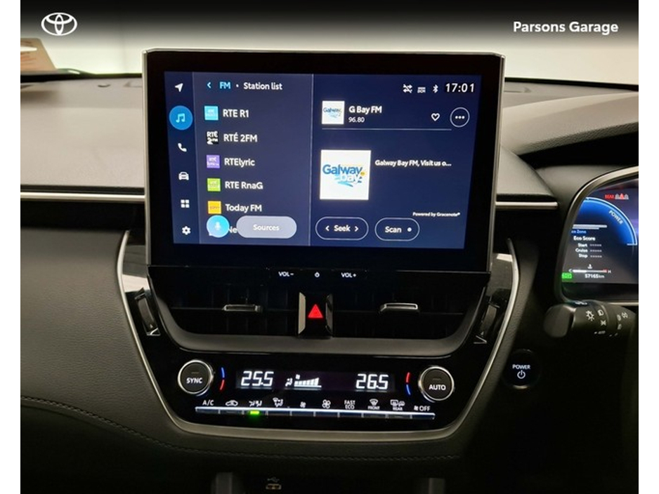 2023 Toyota Corolla Cross  €35,995