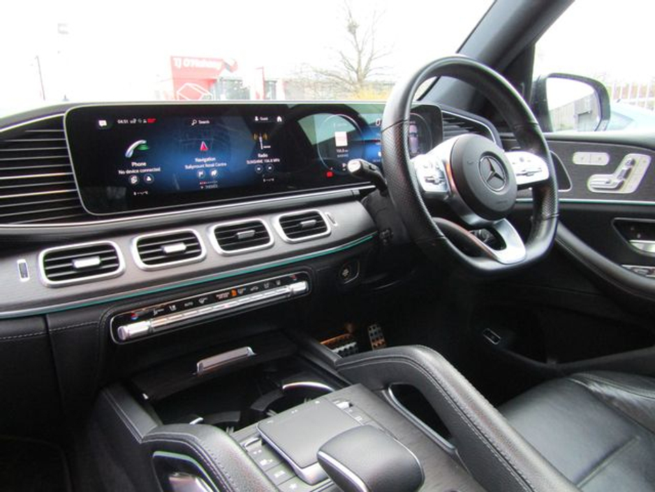 2022 Mercedes-Benz GLE Class - image 10