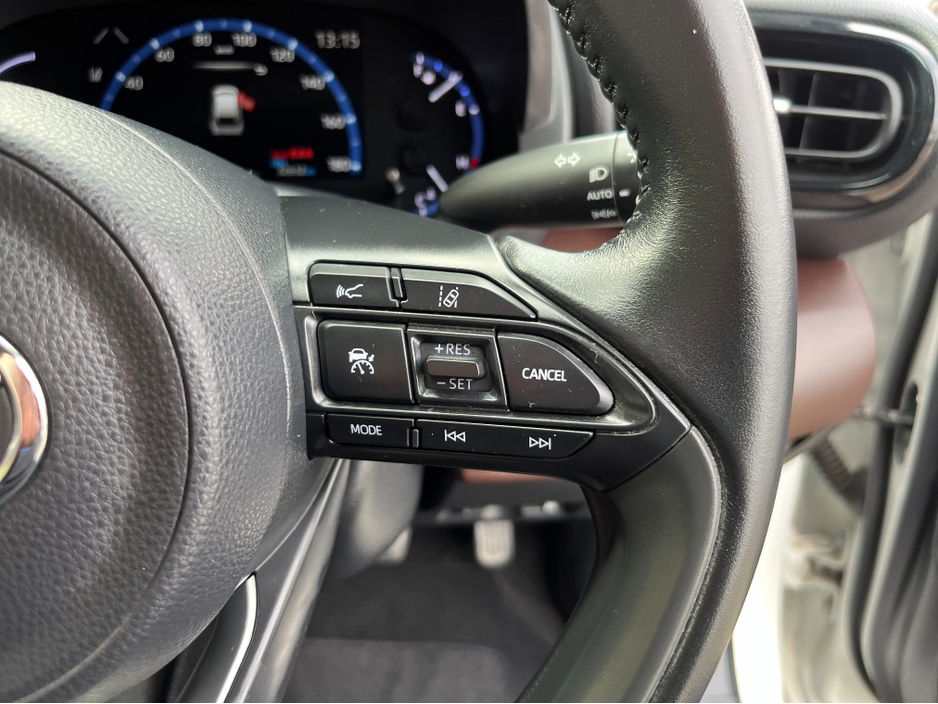 2021 Toyota Yaris Cross - image 23