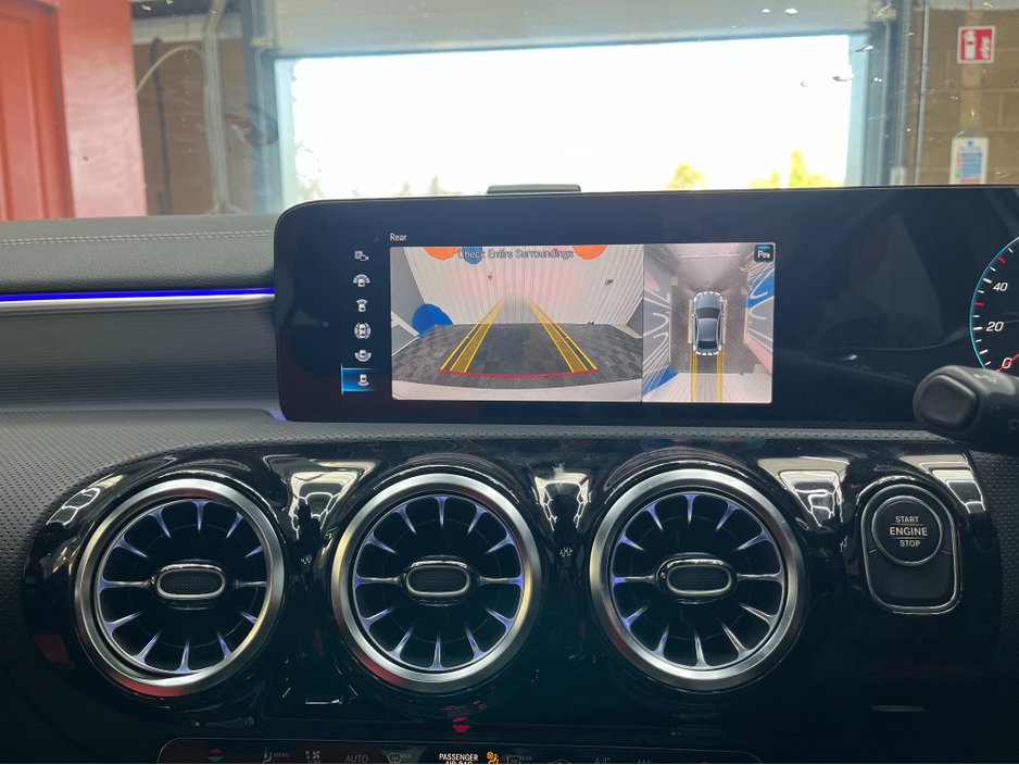 2023 Mercedes-Benz A Class 2023 MERCEDES-BENZ A250E 1.4 AUTOMATIC / CRUISE CONTROL / 360° PARKING CAMERA / ELECTRIC MEMORY & HEATED SEATS / PANORAMIC SUNROOF / PADDLE SHIFTERS /