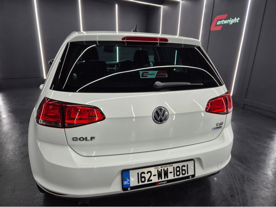 2016 Volkswagen Golf - image 15