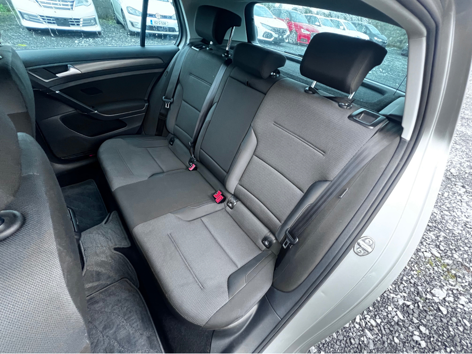 2018 Volkswagen Golf 2018 Volkswagen Golf 1.2 TSI Automatic €17,950