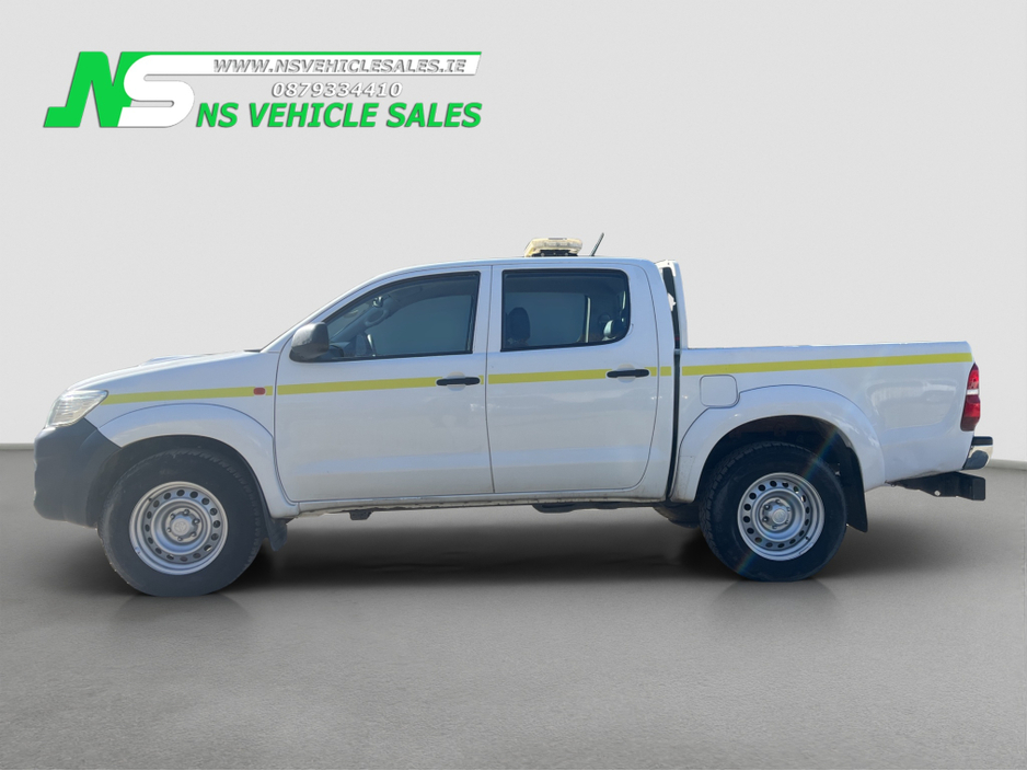 2016 Toyota Hilux - image 4