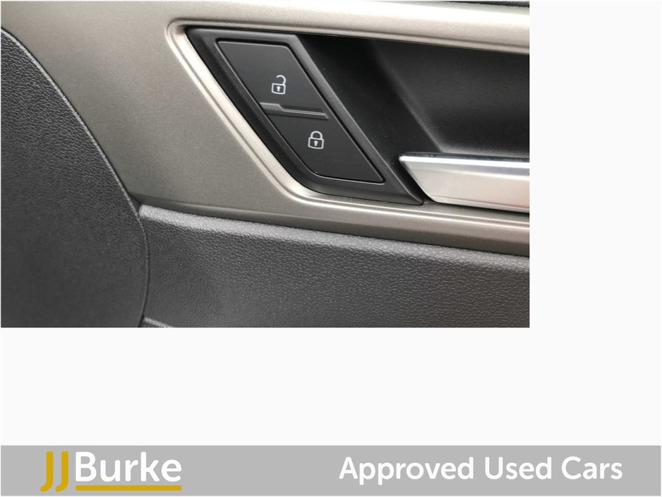 2020 Volkswagen Polo - image 21