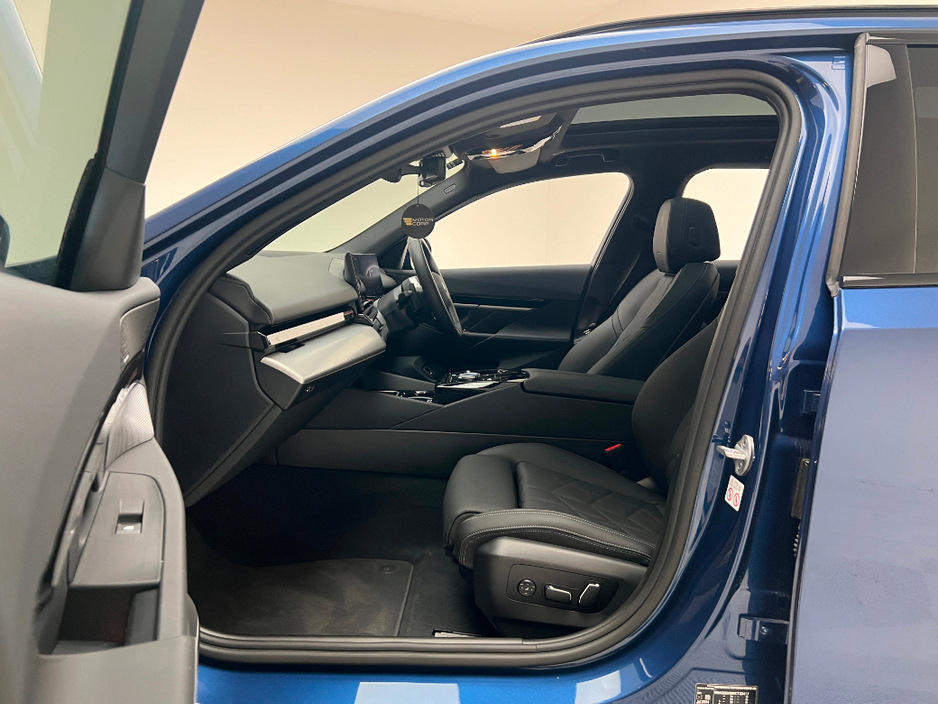 2025 BMW 5 Series 530E M SPORT PRO TOURING €68,990