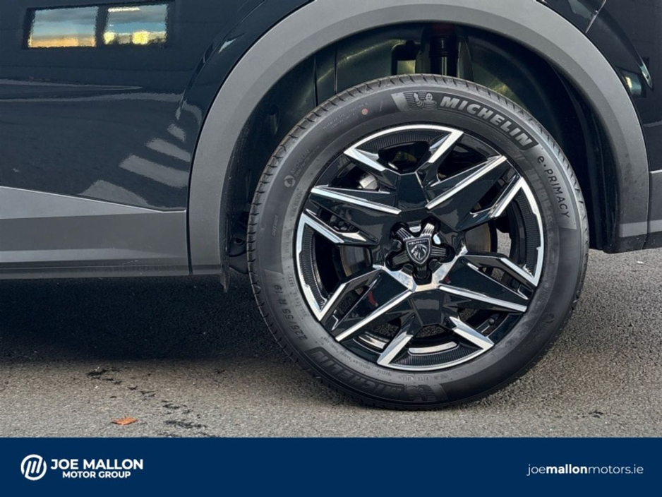 2026 Peugeot 5008 - image 16