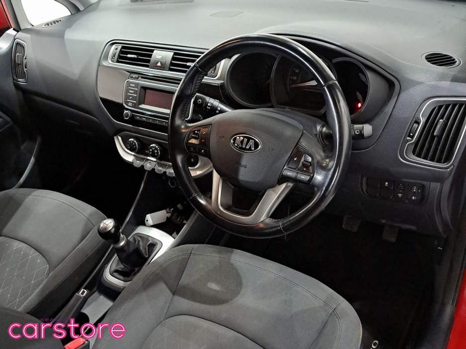 2017 Kia Rio - image 15