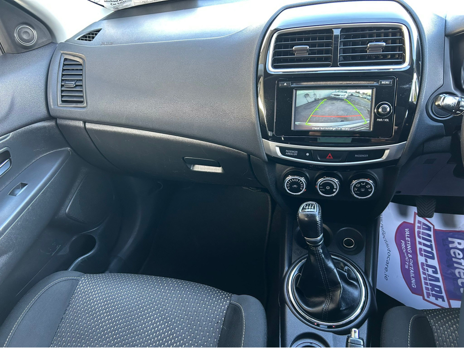 2016 Mitsubishi ASX - image 8