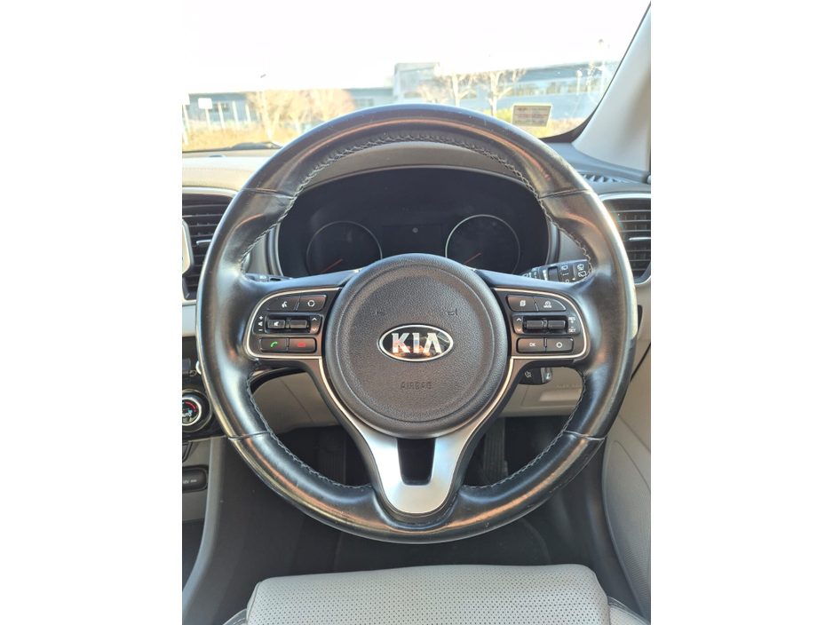 2018 Kia Sportage - image 14