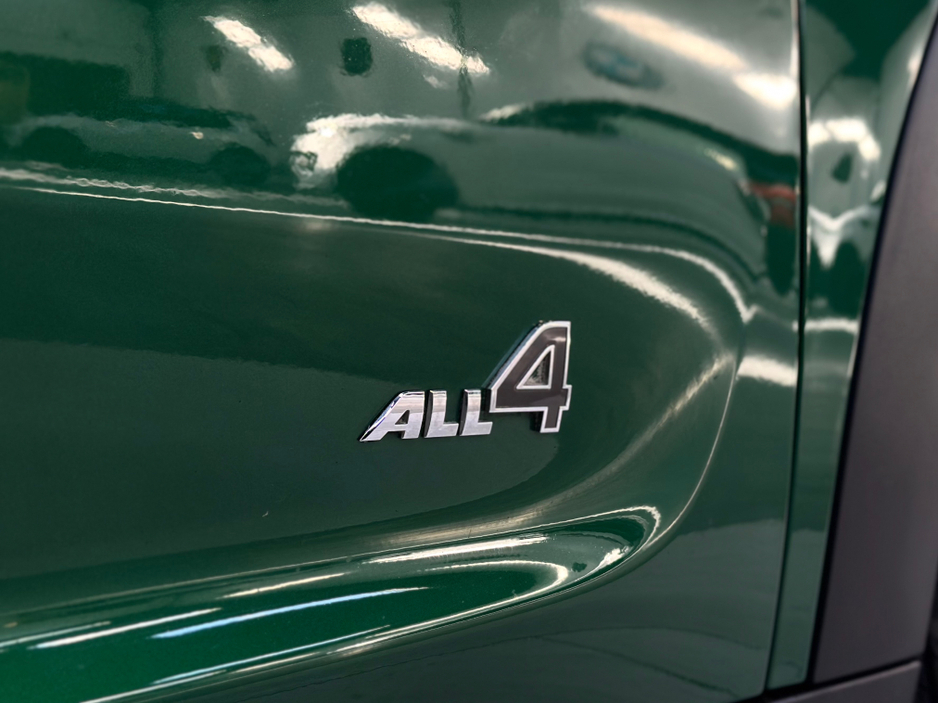 2022 MINI Countryman - image 7