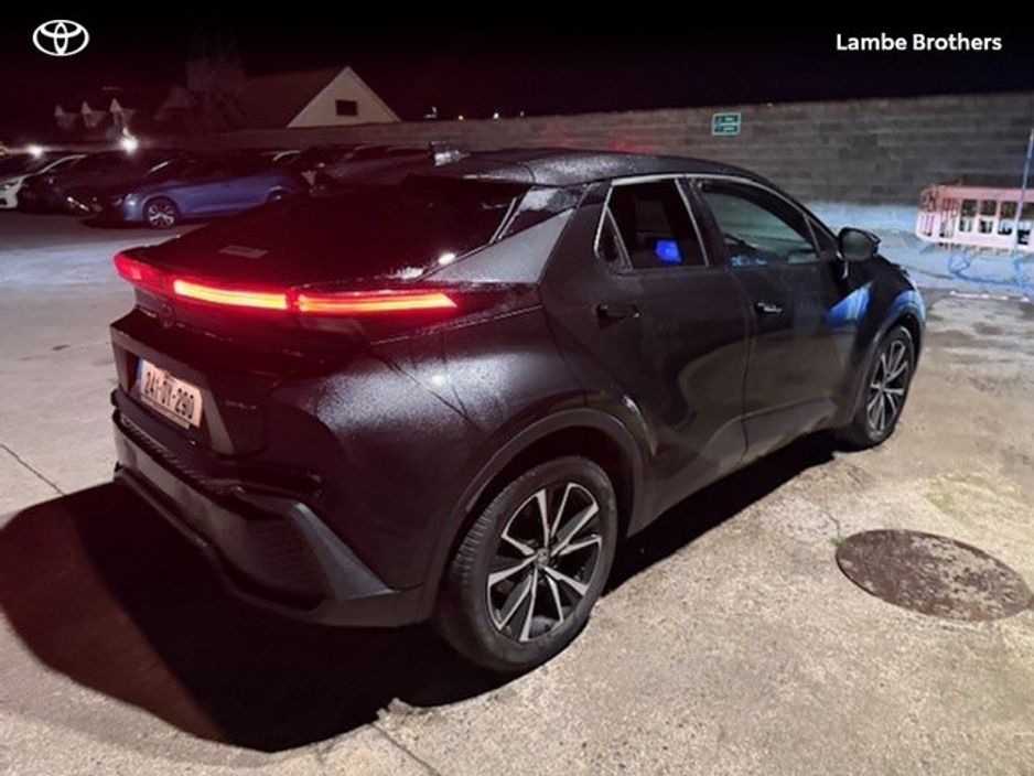 2024 Toyota C-HR - image 14