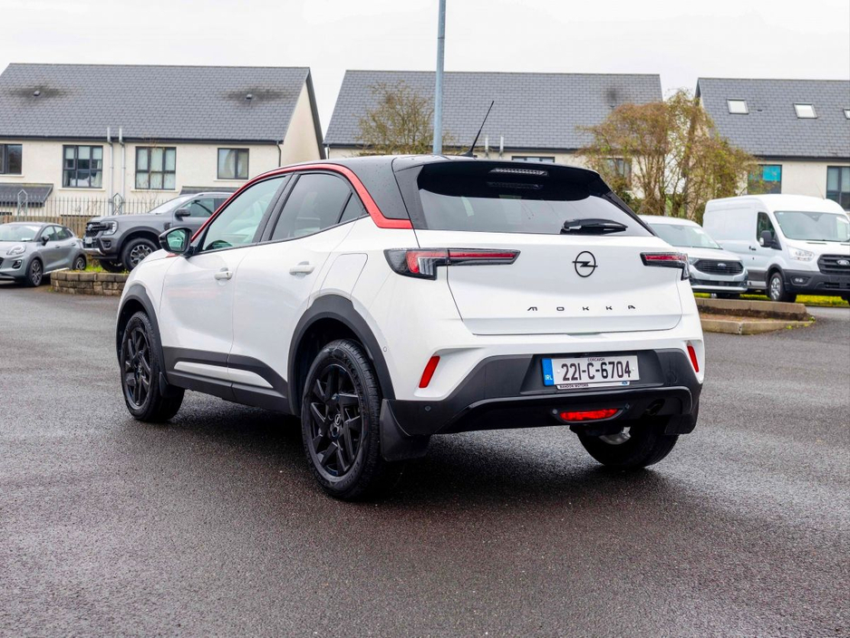2022 Opel Mokka - image 22