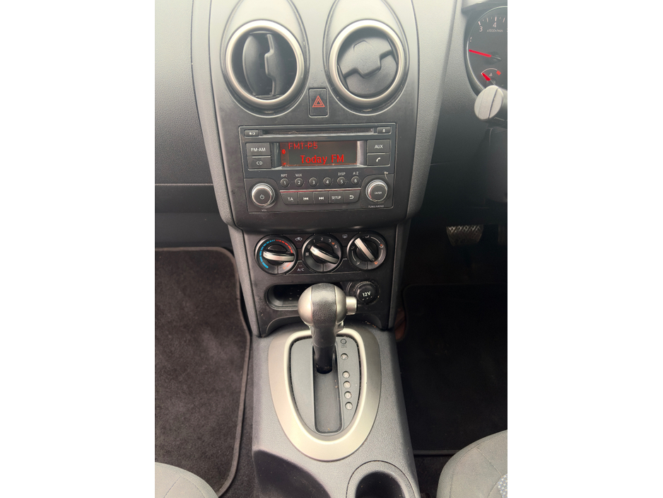 2012 Nissan Qashqai 1.6 CVT XE €4,950