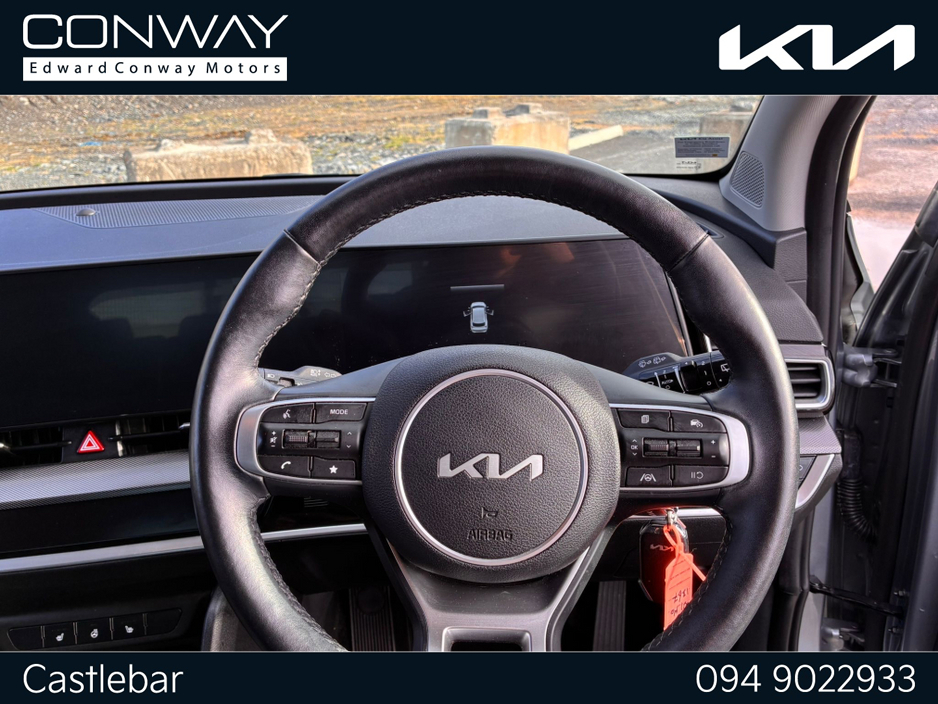 2023 Kia Sportage - image 11