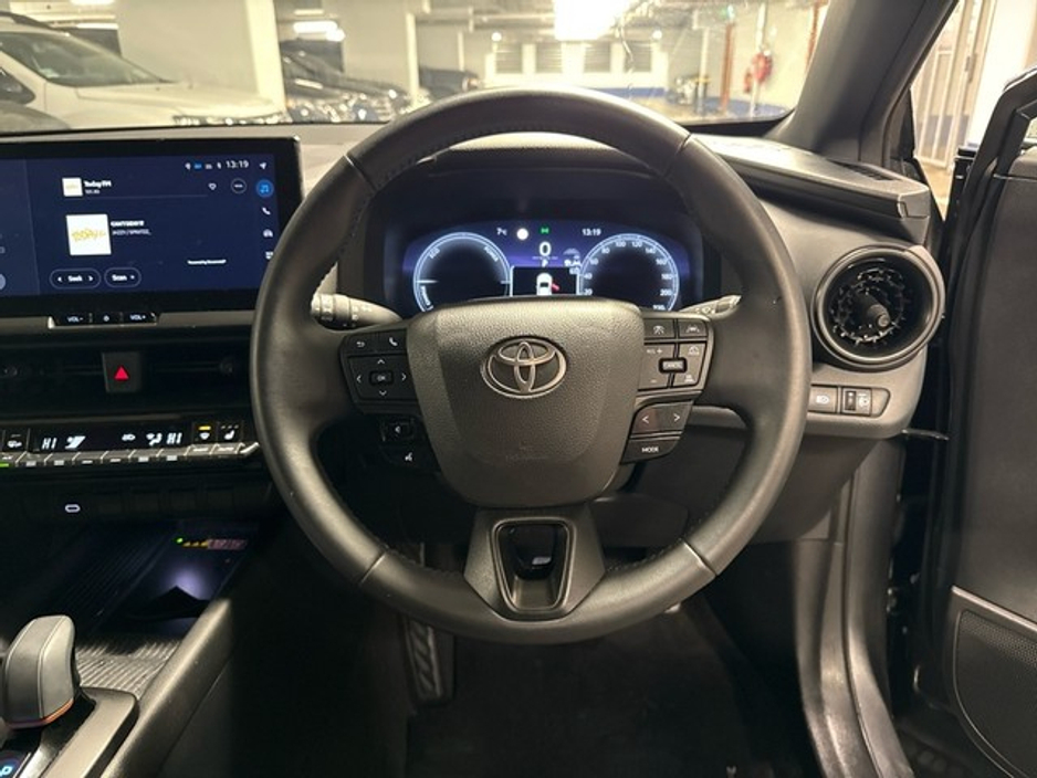 2024 Toyota C-HR NEW MODEL HYBRID SPORT + // PANORAMIC ROOF // APPLE CARPLAY/ANDROID AUTO // FULL WARRANTY €38,945