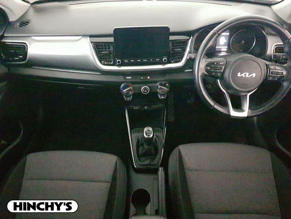 2024 Kia Stonic - image 2