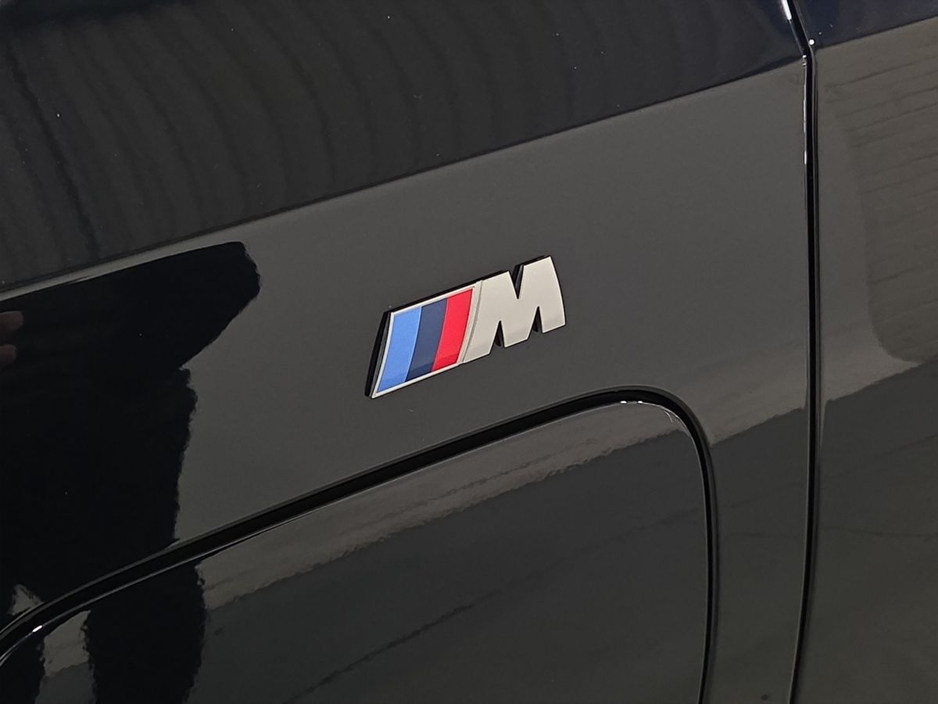 2024 BMW 5 Series - image 27