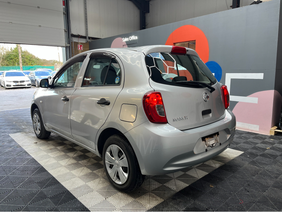 2018 Nissan March - image 4