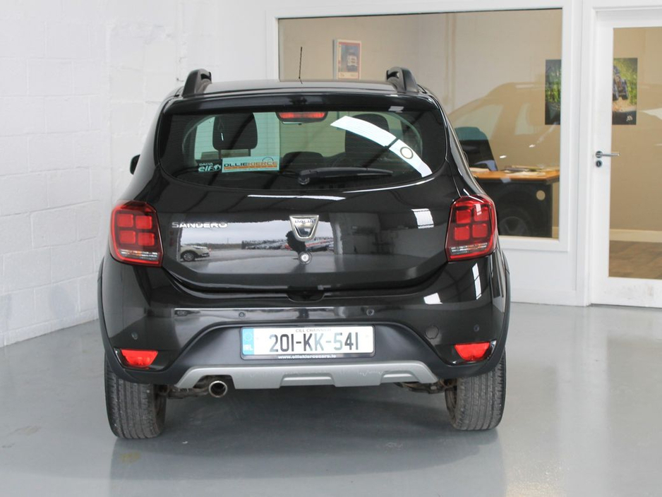 2020 Dacia Sandero - image 7