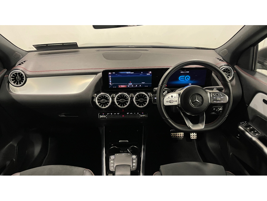 2025 Mercedes-Benz GLA Class - image 31