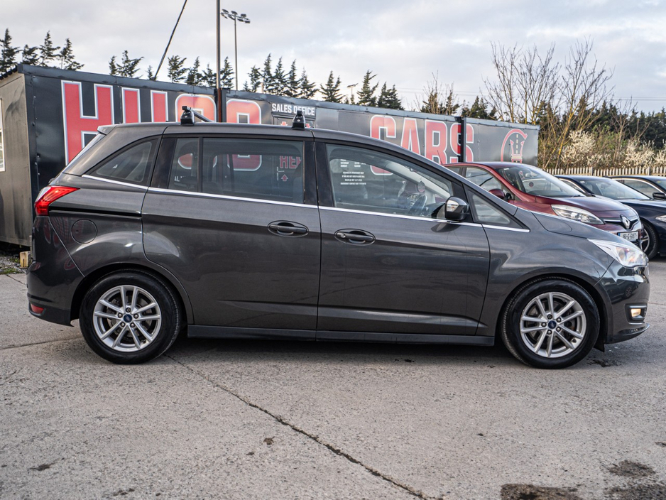 2016 Ford Grand C-Max - image 13