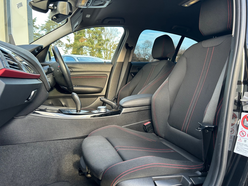 2017 BMW 1 Series - image 10