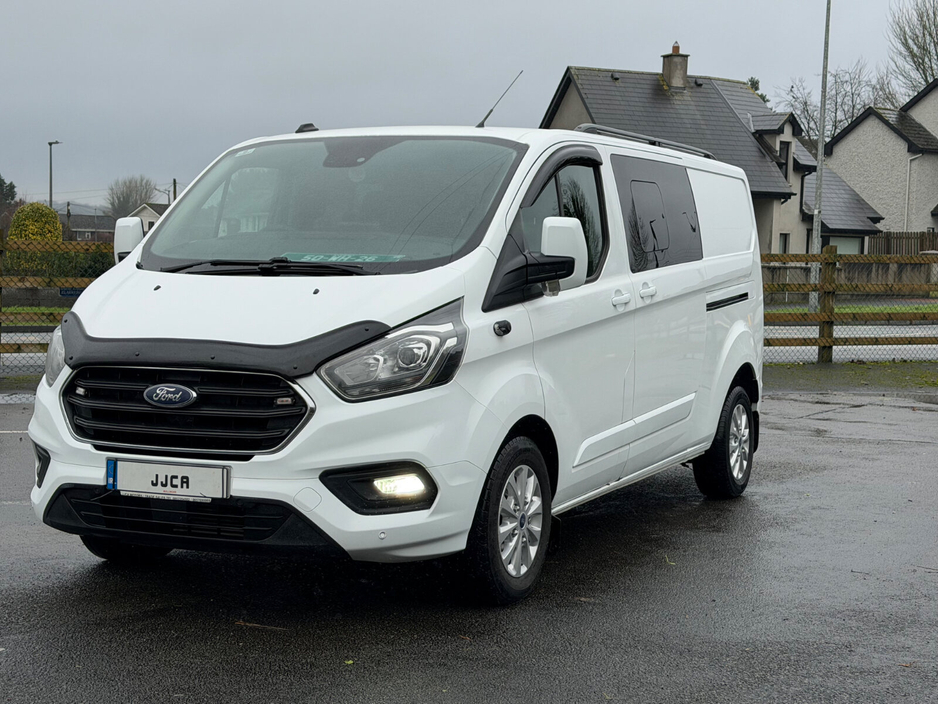 2021 Ford Transit Custom - image 3