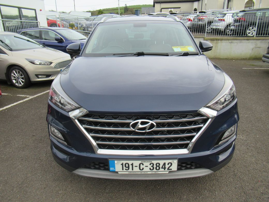 2019 Hyundai Tucson - image 2