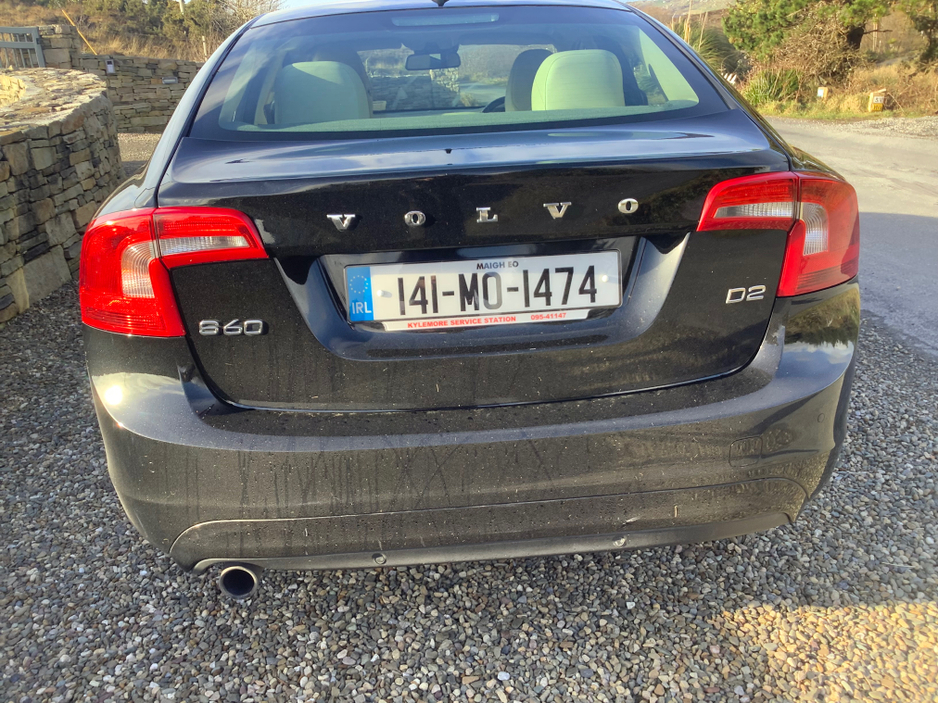 2014 Volvo S60 D2 SE 4DR €5,000