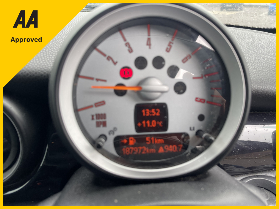 2008 MINI One - image 6