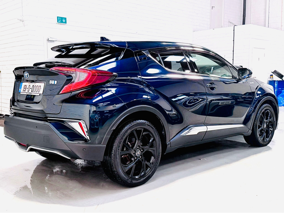 2019 Toyota C-HR - image 6