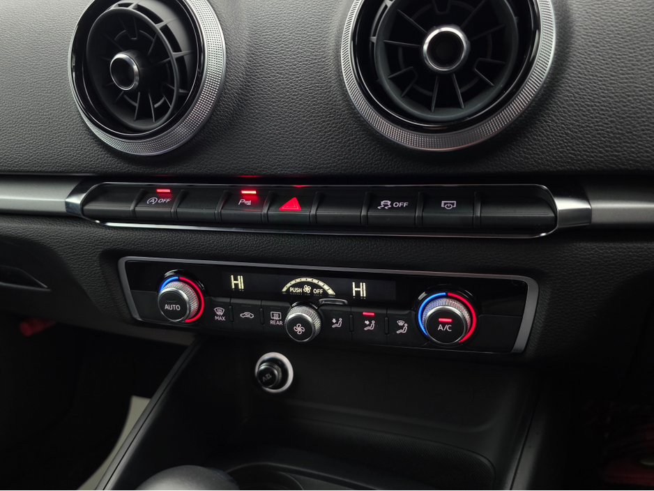 2018 Audi A3 ( 182 REG ) 1.4 TFSI FACE-LIFT- SMARTPHONE INTERFACE- SATNAV -  - NAVIGATION REVERSING CAMERA -BLIND SPOT - PARKING SENSORS €18,950