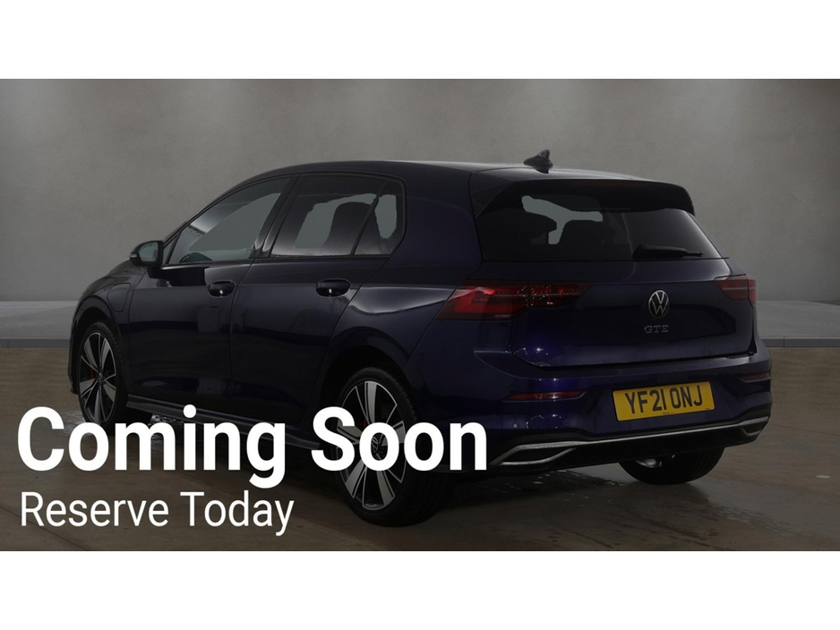 2021 Volkswagen Golf - image 6