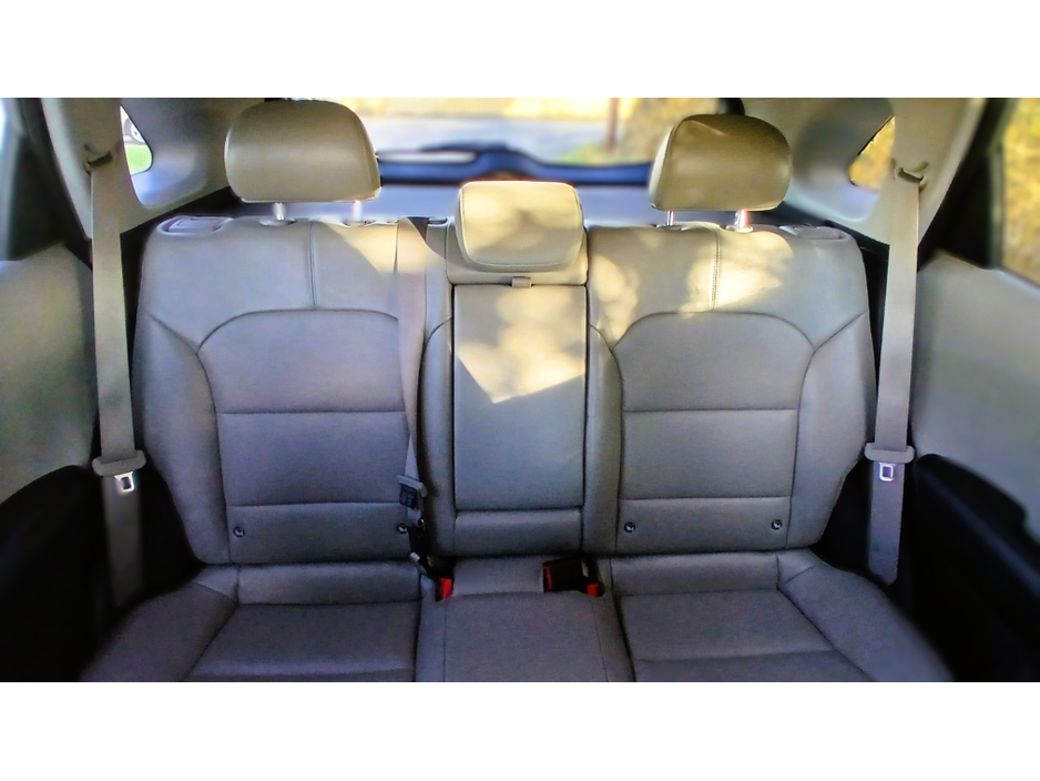 2020 Kia Niro - image 17