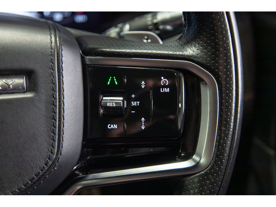 2021 Land Rover Discovery Sport 1.5 I3 PHEV 300 PS AWD R-Dynamic HSEAuto €33,950